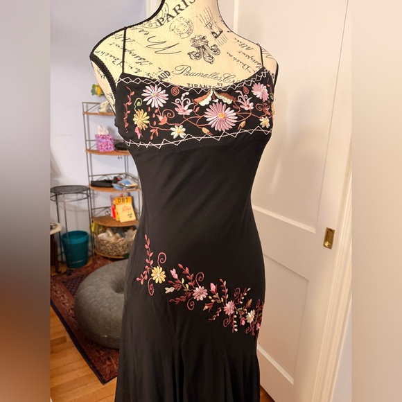 Vintage Betsey Johnson Black Maxi Dress with Floral Embroidery 100% Silk SOLD - Picture 4 of 11